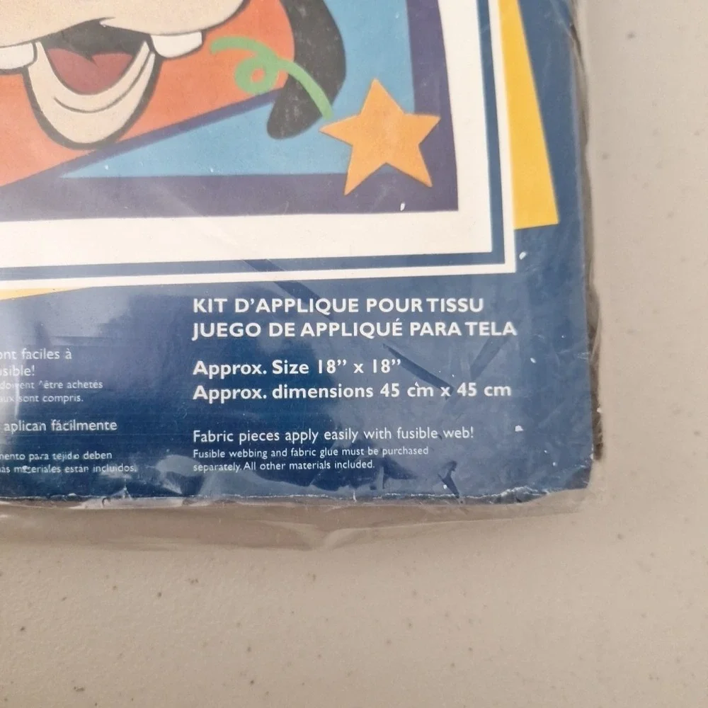Vtg Disney Authentic Mickey Unlimited Goofy Fabric Applique Kit No DF3004 USA